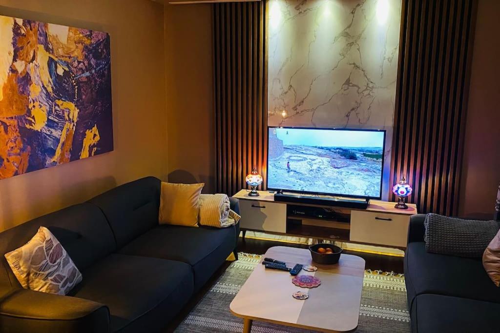 Sisli Osmanbey Taksim Large Terrace, Quietness And Space Apartment Istanbul Exterior photo